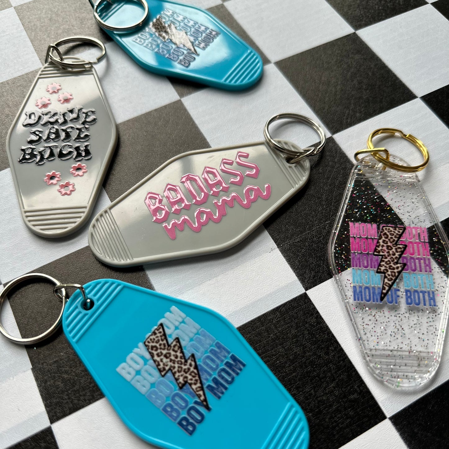 Mom MOTEL KEYCHAIN